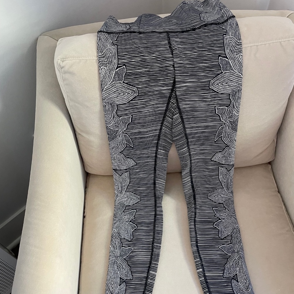 Lululemon long high waisted yoga pants